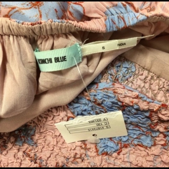 Kimchi Blue Smocked Bodice Dress NWT Size Small - Picture 4 of 5